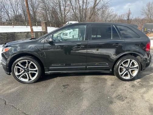 Tuxedo Black Metallic 2013 Ford Edge Sport