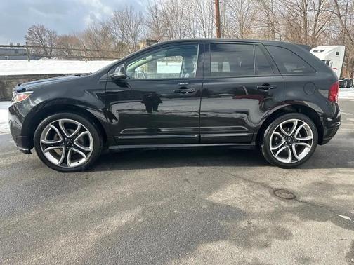 Tuxedo Black Metallic 2013 Ford Edge Sport