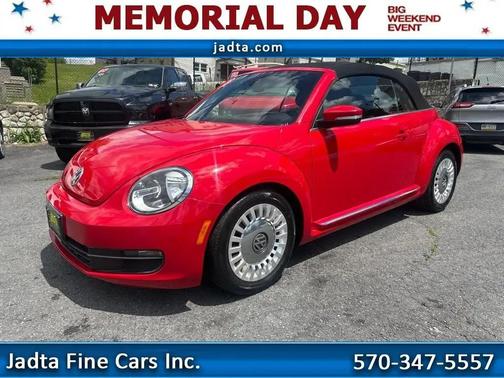 Red 2014 Volkswagen Beetle 1.8T