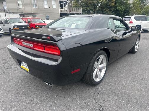 2009 Dodge Challenger SRT8
