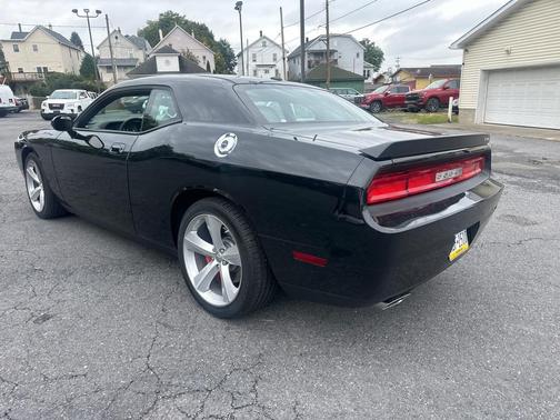 2009 Dodge Challenger SRT8