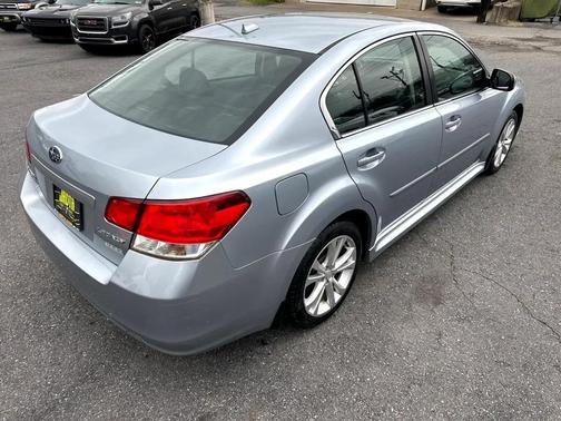 2014 Subaru Legacy Premium
