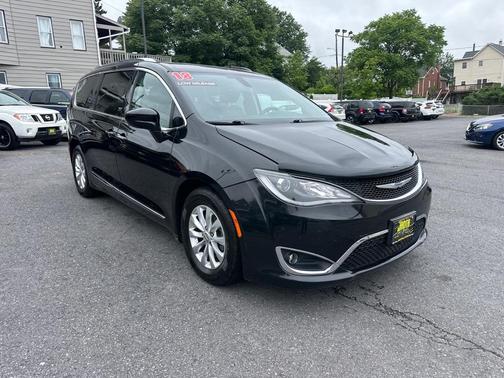 2018 Chrysler Pacifica Touring-L Plus