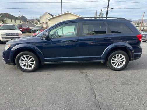Contusion Blue Pearlcoat 2017 Dodge Journey SXT