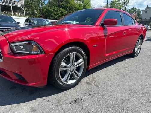 Redline 3 Coat Pearl 2013 Dodge Charger R/T