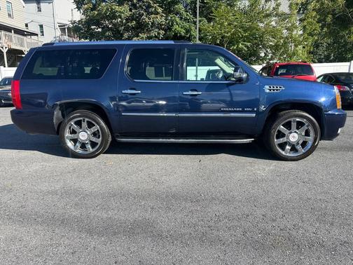2008 Cadillac Escalade ESV Standard