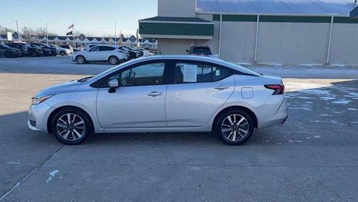 2023 Nissan Versa 1.6 SV