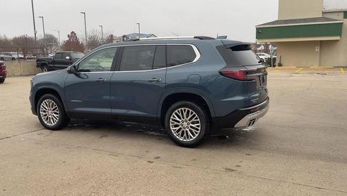 2024 GMC Acadia Denali