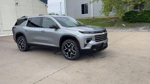 Sterling Gray Metallic 2026 Chevrolet Traverse High Country