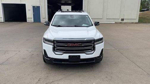 2022 GMC Acadia AT4