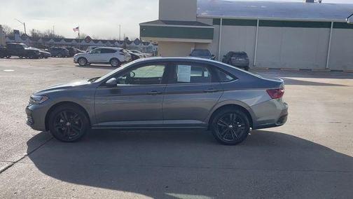 2024 Volkswagen Jetta 1.5T SE