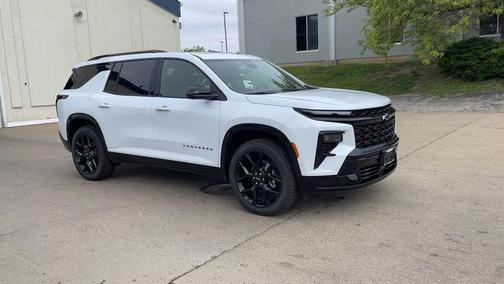Polar White 2026 Chevrolet Traverse RS