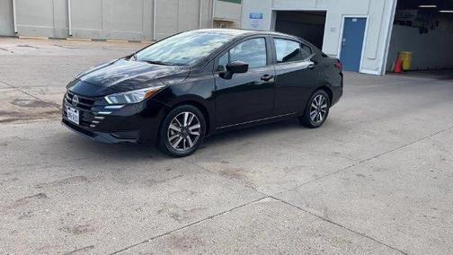 Black 2024 Nissan Versa 1.6 SV