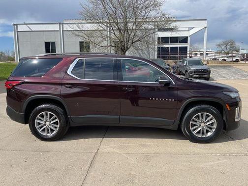 2022 Chevrolet Traverse LT Cloth