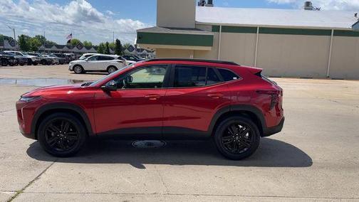 Cayenne Orange Metallic 2024 Chevrolet Trax ACTIV