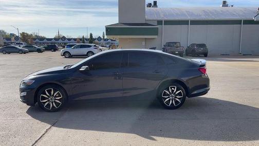 Night 2025 Chevrolet Malibu RS