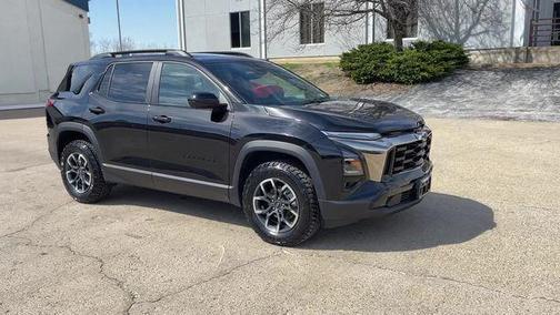 Mosaic Black Metallic 2025 Chevrolet Equinox ACTIV