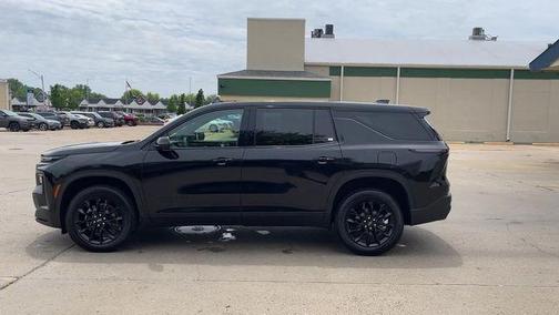 Mosaic Black Metallic 2024 Chevrolet Traverse LS