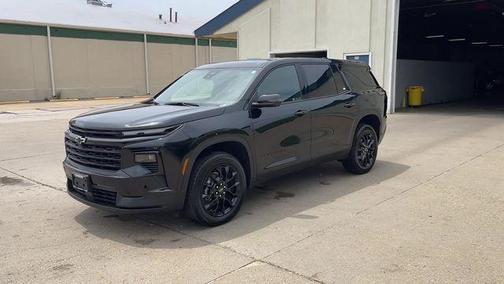 Mosaic Black Metallic 2024 Chevrolet Traverse LS