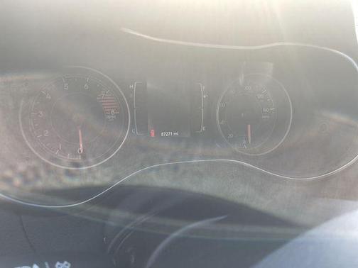 Diamond Black 2019 Jeep Cherokee Latitude