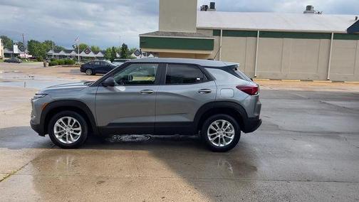 Sterling Gray Metallic 2026 Chevrolet Trailblazer LS