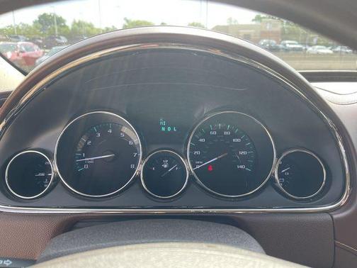 Champagne Silver 2013 Buick Enclave Premium