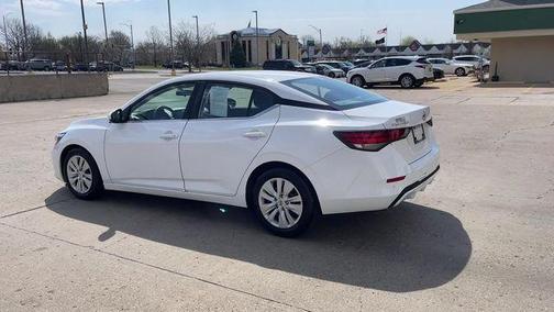 Cloud White 2022 Nissan Sentra S