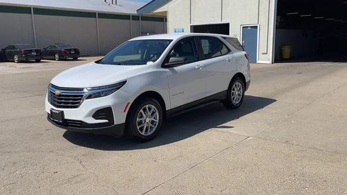 Summit White 2023 Chevrolet Equinox LS