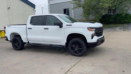 Summit White 2026 Chevrolet Silverado 1500 Custom Trail Boss