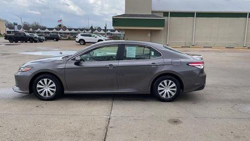 2018 Toyota Camry Hybrid 