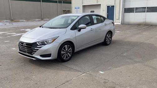 2023 Nissan Versa 1.6 SV