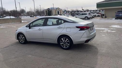 2023 Nissan Versa 1.6 SV