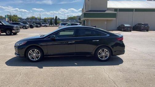 2018 Hyundai SONATA Limited