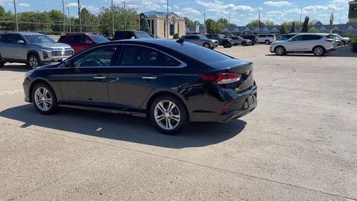 2018 Hyundai SONATA Limited