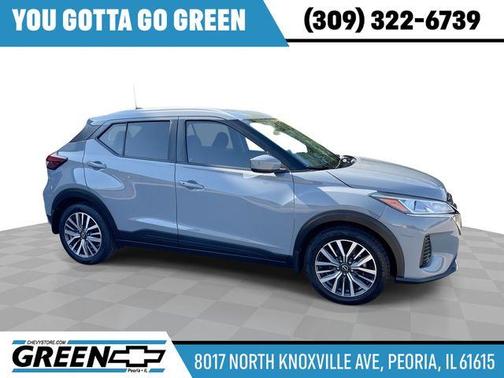 Boulder Gray Pearl 2023 Nissan Kicks SV