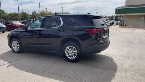2022 Chevrolet Traverse LS