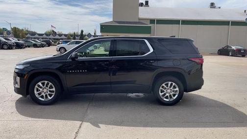 2022 Chevrolet Traverse LS