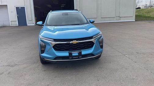 Marina Blue 2026 Chevrolet Trax LT