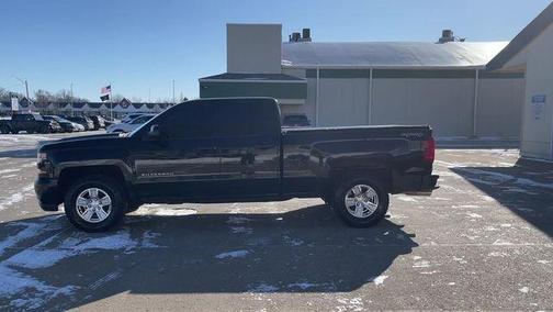 2017 Chevrolet Silverado 1500 Custom