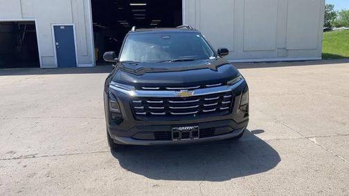 Mosaic Black Metallic 2025 Chevrolet Equinox LT