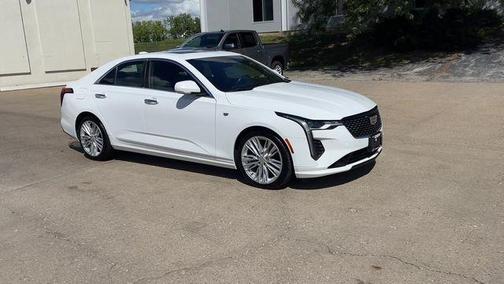 2022 Cadillac CT4 Premium Luxury