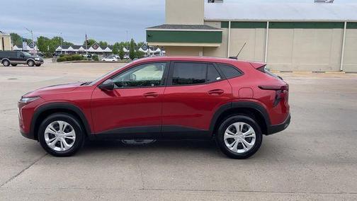 Cayenne Orange Metallic 2024 Chevrolet Trax LS