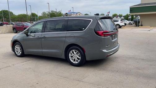 Ceramic Gray Clearcoat 2023 Chrysler Pacifica Touring-L