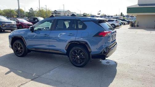 2024 Toyota RAV4 Hybrid SE