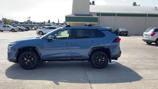 2024 Toyota RAV4 Hybrid SE