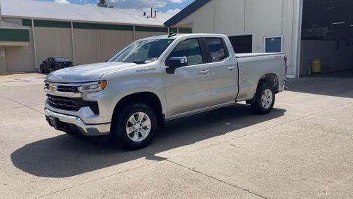 Silver Ice Metallic 2022 Chevrolet Silverado 1500 LT