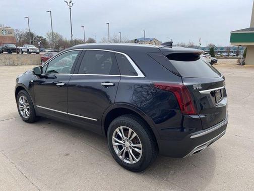 2021 Cadillac XT5 Premium Luxury