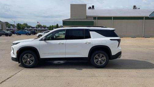 Summit White 2026 Chevrolet Traverse LT