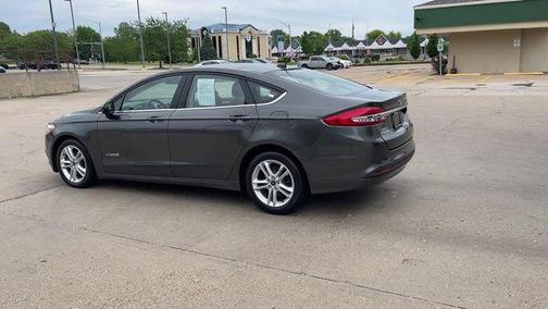 Magnetic 2018 Ford Fusion Hybrid S