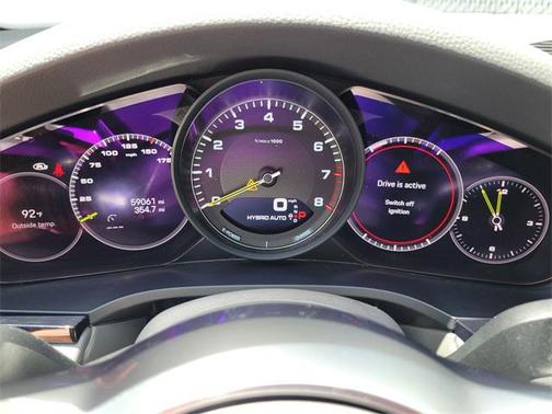 2022 Porsche Cayenne E-Hybrid S